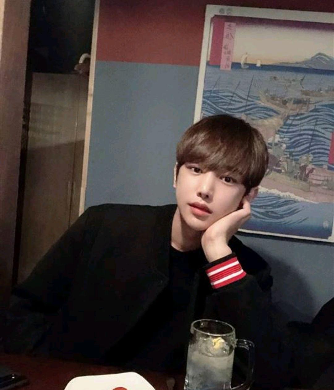 [何超欣]36岁韩星文智允不敌病魔去世后不到一天，又一艺人去世，年仅32岁