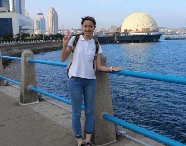 清华大学|浙江高颜值女学霸719分，多次拒绝清华邀请，却选择这一所学校！