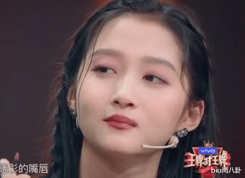 「关晓彤」薇娅正说话关晓彤却突然走开，得知真实原因后，沈腾都救不了场