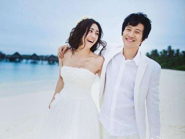 『黄晓明』黄晓明文案翻车，涉嫌抄袭郑钧写给前妻的歌词，被发现后紧急替换