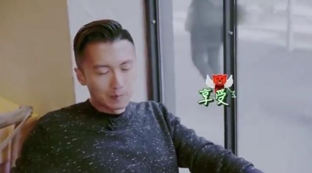 #谢霆锋#“零分熟”牛排有多好吃？连胡椒粉都不放，谢霆锋却吃得停不下来