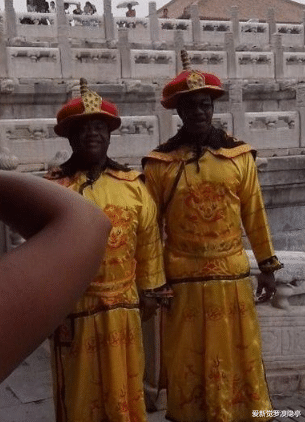 面条|现在的食品那么不安全，你还敢在外面买熟食吗？菜市场的鲜面条，连苍蝇都不碰