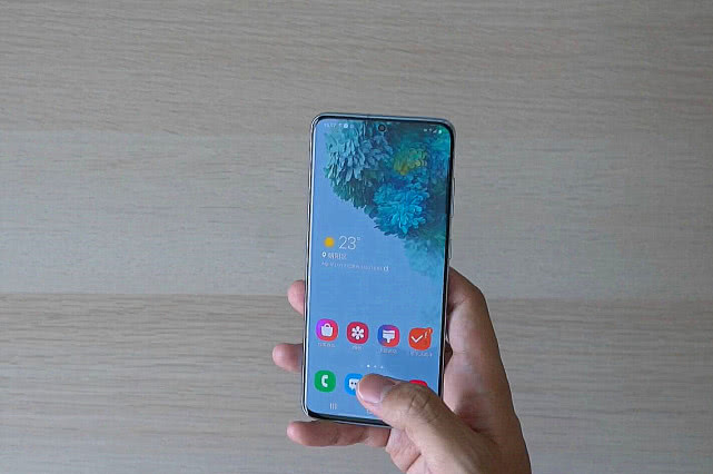 #三星galaxy s20#三星妥协，三星S20价格再次刷新，想出类拔萃或许很难！