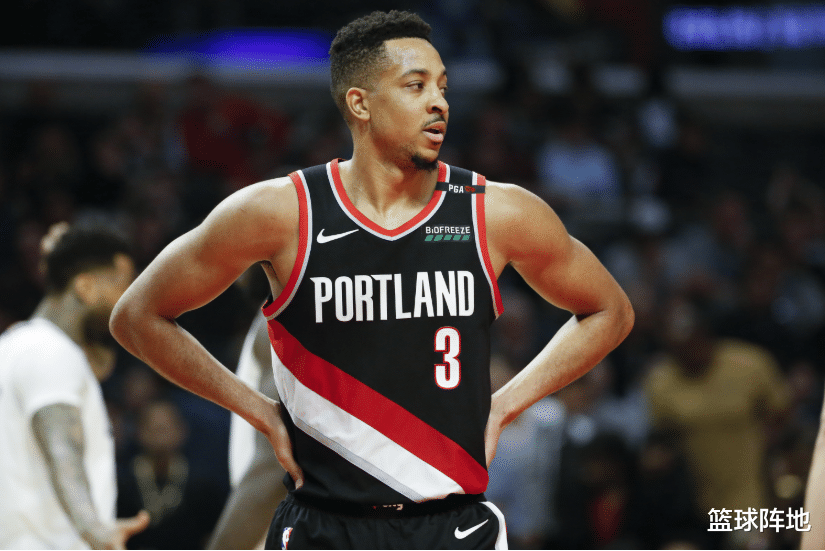 凯里·欧文■欧文事件大反转!米切尔辟谣,湖人赛程公布,两大悍将背叛詹姆斯