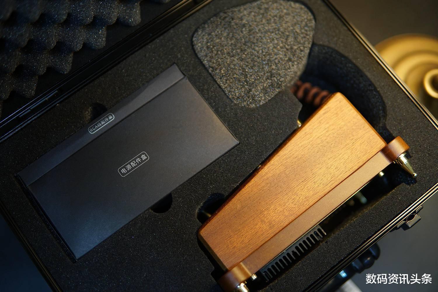 |不只是复古那么简单，巫·喀秋莎桌面HiFi音响