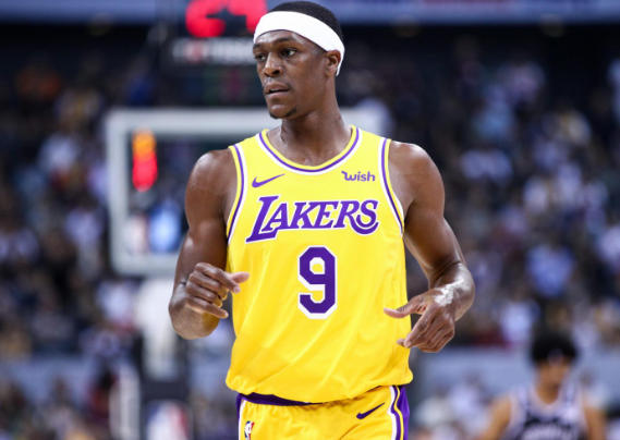 勒布朗·詹姆斯|就不惯着你！戴维斯后湖人又有一人，多次顶撞老詹，不让他摆臭脸