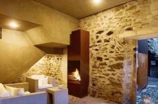 科学家@时间是真的吗?一位女性在地洞独自生活130天后,人们开始怀疑了