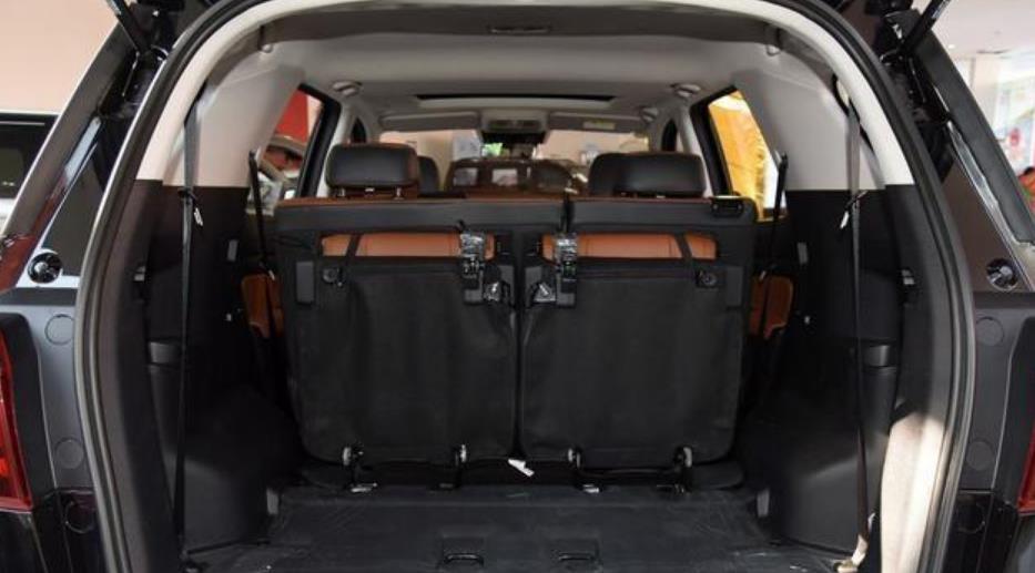 路虎|不到6万的“小路虎”，一年卖出8万台，7个座位当面包车用都可以