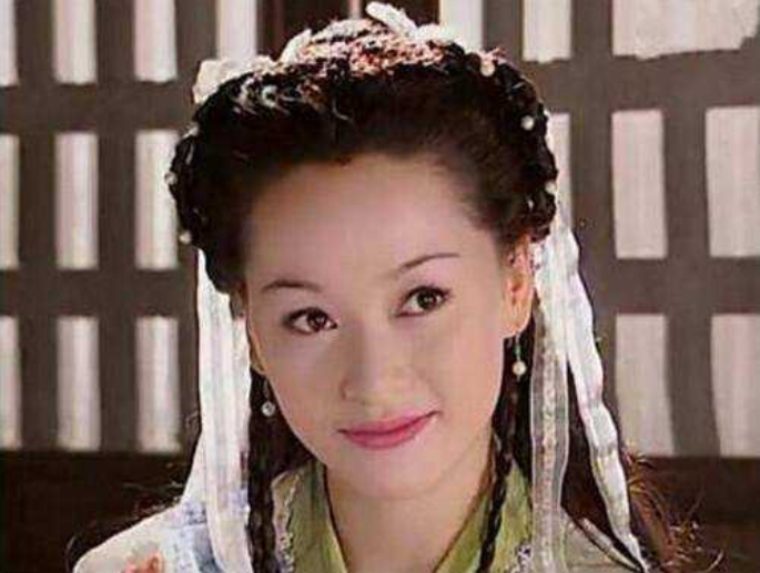 曹颖|17年前的一部古装剧,片尾曲比剧还火,每个女配颜值都高于女主