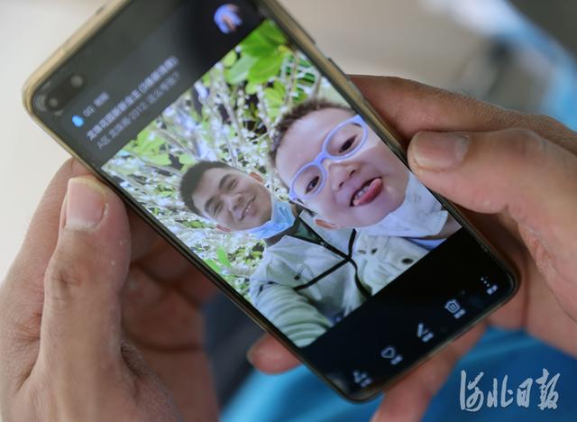 河北新闻网 河北石家庄：广东深圳核酸检测服务队在社区