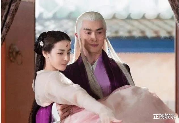 『公主抱』为啥电视剧里的“公主抱”那么轻松?当看到全身照后,原谅我笑出了猪叫声!