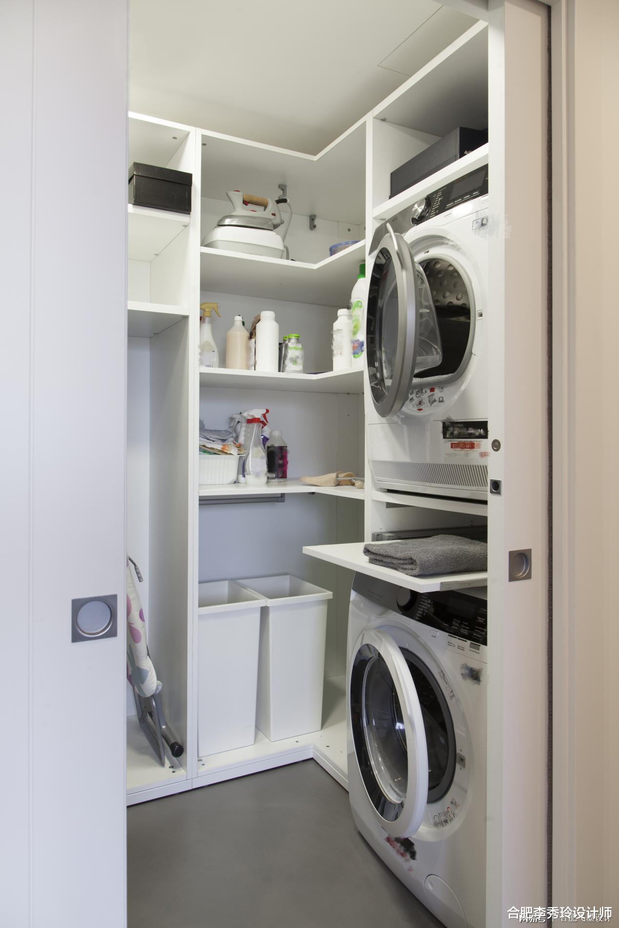 朋友家100平厨房太会设计，加个隔断墙太实用，不仅藏门还能藏厨房！