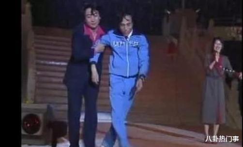 春晚|史上最荒唐春晚: 央视《新闻联播》向全国观众道歉, 导演直言不想活