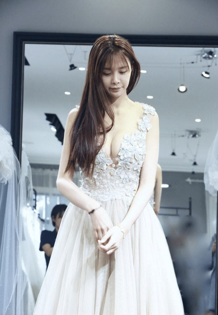 [罗志祥]杜海涛究竟有多幸福？当沈梦辰蹲下那一刻，网友：撩的我腿脚发麻！