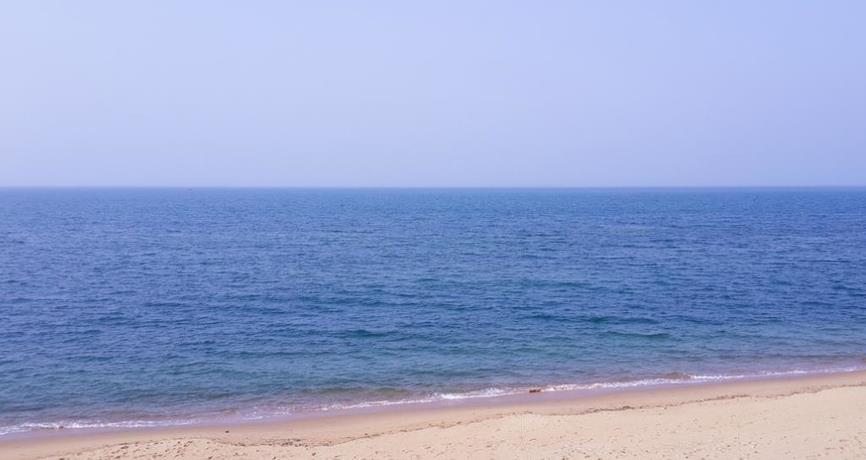 威海@中国“最干净”的沿海城市，获得众多游客好评，海鲜价钱便宜