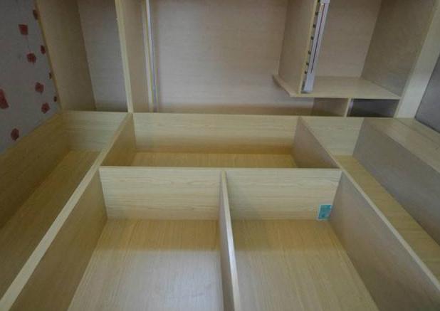 「」定制衣柜万万别用这种材质，装了也是白费功夫，纯属浪费钱