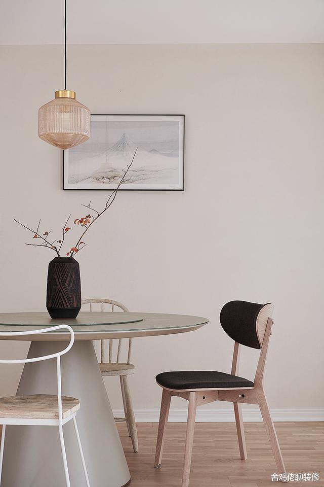 电视背景墙|参观她家的82㎡新房，才懂得岁月静好，越简单越舒适，令人羡慕