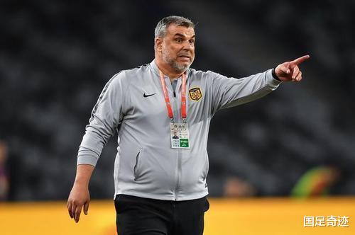 「黄紫昌」难怪黄紫昌被重新激活！51岁欧洲名帅1举动再次助攻中国足球未来