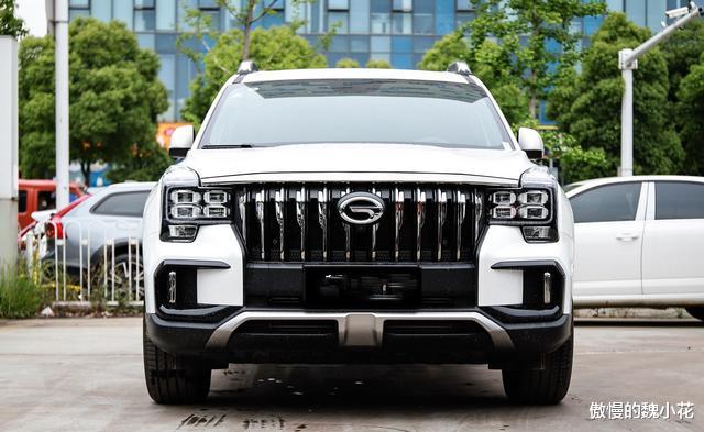 「广汽传祺」广汽传祺“亮剑”，新款 “GS8S”亮相，造型比新汉兰达还夸张！