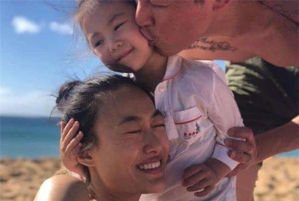 陈冠希|陈冠希为秦舒培庆生晒美照，没想无故遭键盘侠恶评：让老婆去隆胸