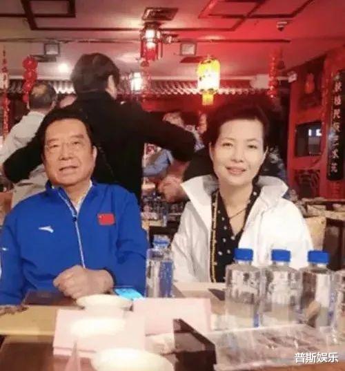 李双江|她是李双江前妻，陪伴丈夫成名惨遭抛弃，离婚后孝顺儿子替她争气