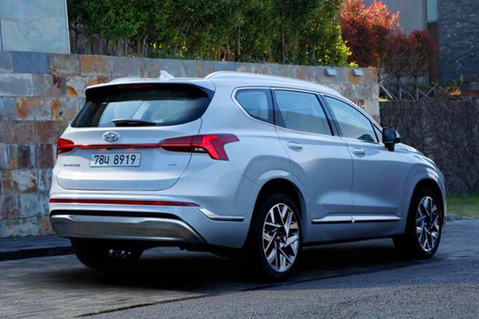 思域■全新现代胜达曝光，内饰更豪华，能威胁到汉兰达吗？