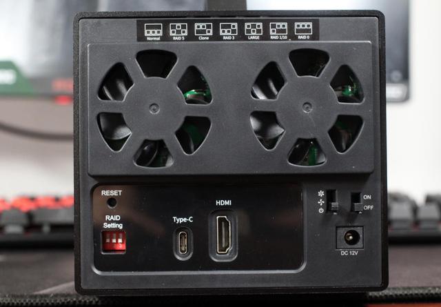 硬盘|数据存储不安全？我买来的硬盘阵列盒是怎么帮我解决的