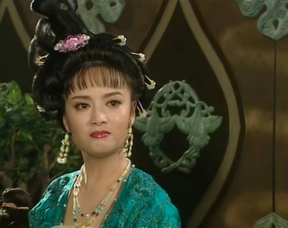 武则天|25年前的这部《武则天》，没有一张“整容脸”，连丫环都是绝色！