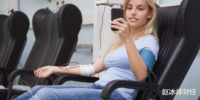 科学家▲科学家新发现:输年轻血液,可逆转衰老54%