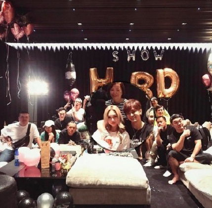 [罗志祥]罗志祥凌晨5点再发道歉声明！主动承认过错，郑爽评论让全网炸锅