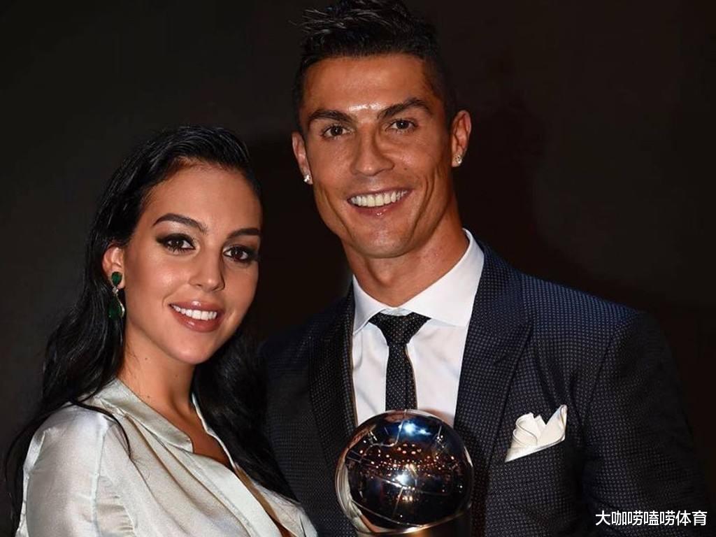 「C罗」第5个孩子？C罗女友暗示怀孕，这次可能是女儿