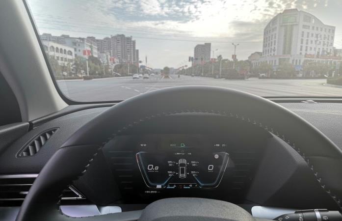 [本田飞度]9万提辆比亚迪宋pro，开了三个月的感受，车主：兼顾动力和油耗！