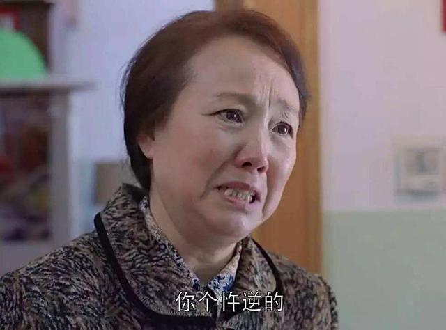 「完美关系」演樊胜美妈妈走红的她，又在《完美关系》中演了同样狠心的坏妈妈