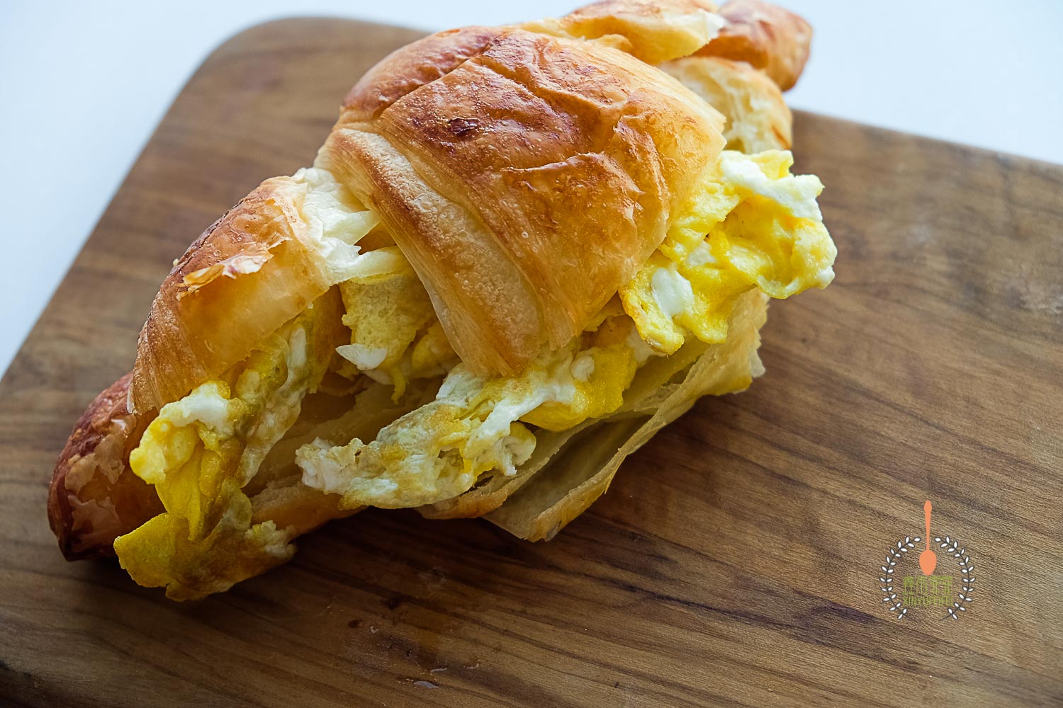 「张文宏」张文宏喊话开学学生，多吃高蛋白，穷人吃不起，可以天天吃它