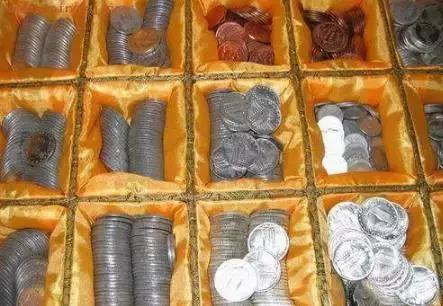 银元▲触目惊心：不少“老银元”就是这样造出来的