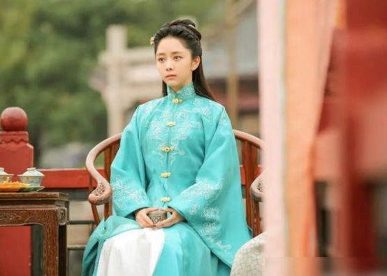 谭松韵|谭松韵新剧扮演将门主母，“先婚后爱”太绝，看清男主：此剧必追