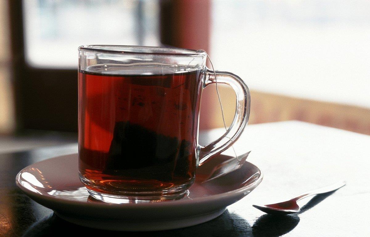 「肝脏」最伤身的“水”,并非隔夜水、千滚水,这5种水趁早拉入黑名单