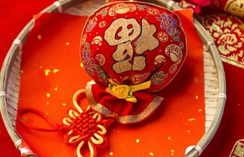 运势|八月难得桃花开，多福多金，贵人入运，富贵如雨的生肖