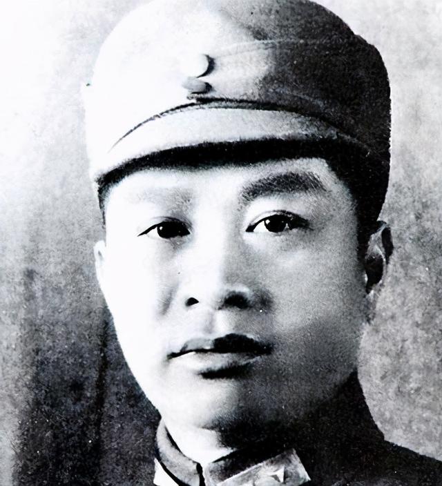 叶挺|1946年,解放军不幸牺牲的7名高级将领,前3人都有元帅资格