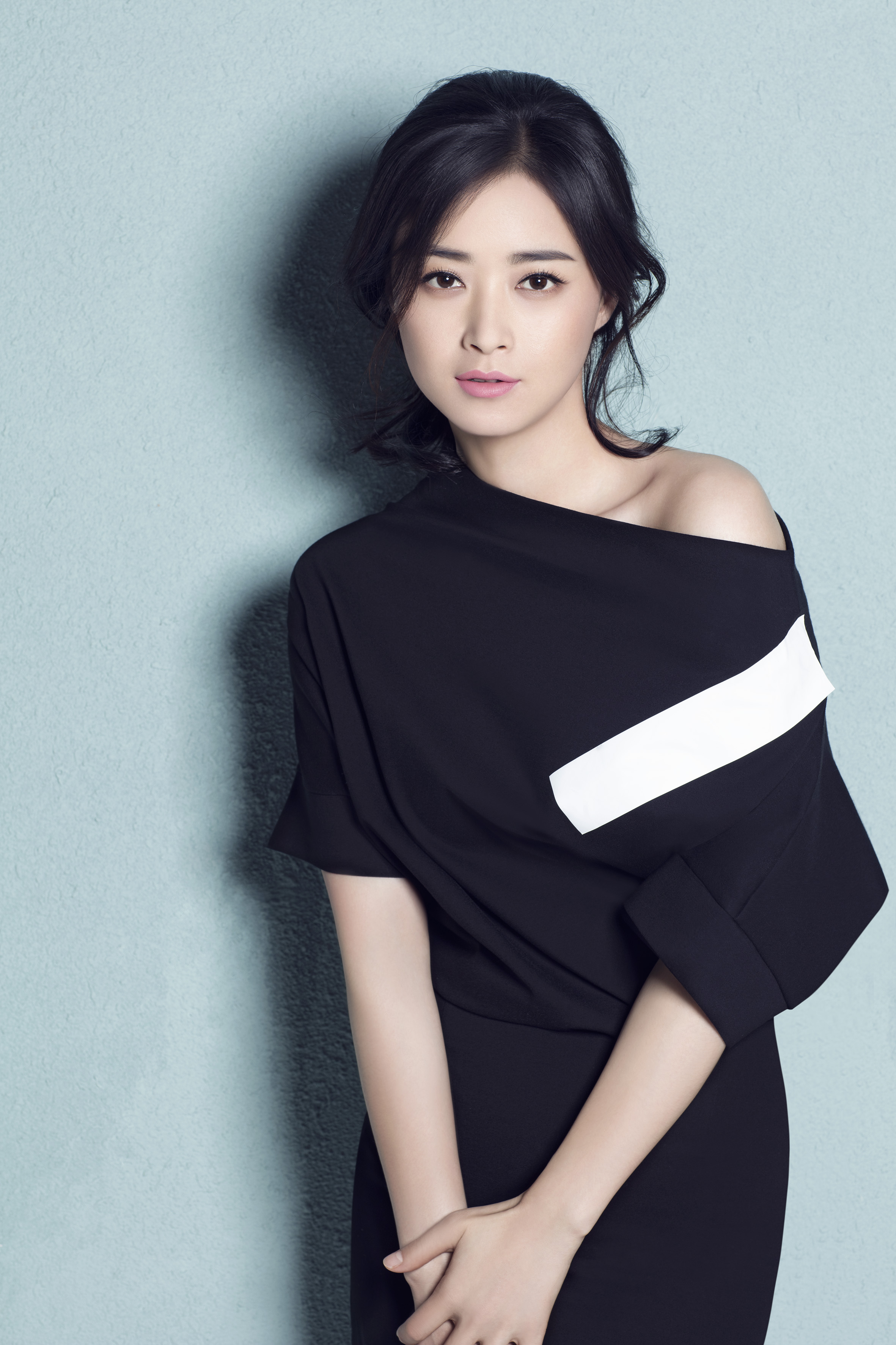 蒋欣:37岁蒋欣暴瘦30斤惊艳众人:活成了自己最美的模样