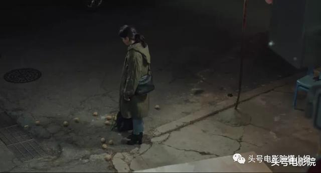 成龙▲9分嫌低？开播第一集，五星刷屏！扒了中年人辛苦伪装的体面