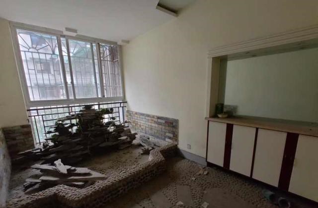 深瀑篮球 什邡市人民法院处置一套171平方的房产！53万拍卖成功