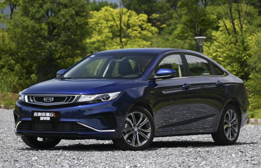 大众Polo@同是10万,吉利帝豪GL和大众Polo如何选?读完你就清楚了