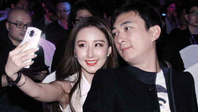 「王思聪」网红玩玩就好，王健林定了儿媳妇，人家却没看上王思聪