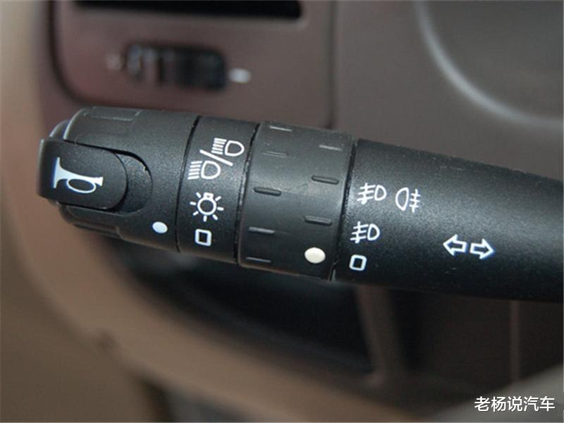 法系车|法系车很“反人类”？看到这4个设计的真正用法，才知啥叫好设计！