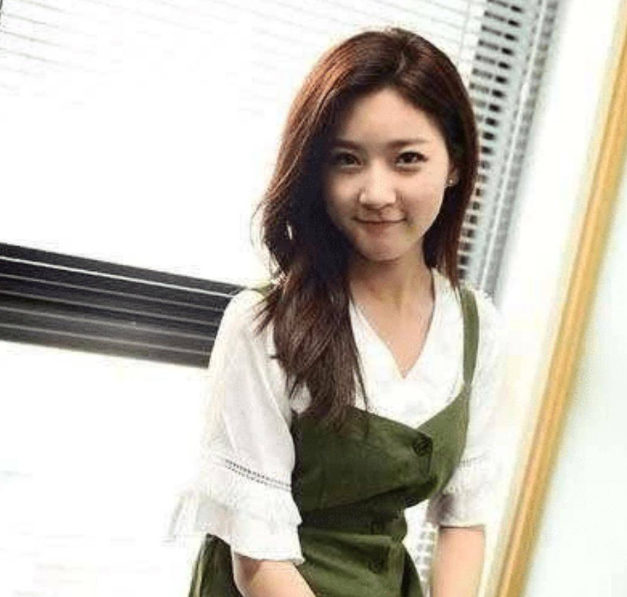 林妙可|因长得丑遭林妙可公然顶替，奥运会台下委屈痛哭！今让人高攀不起