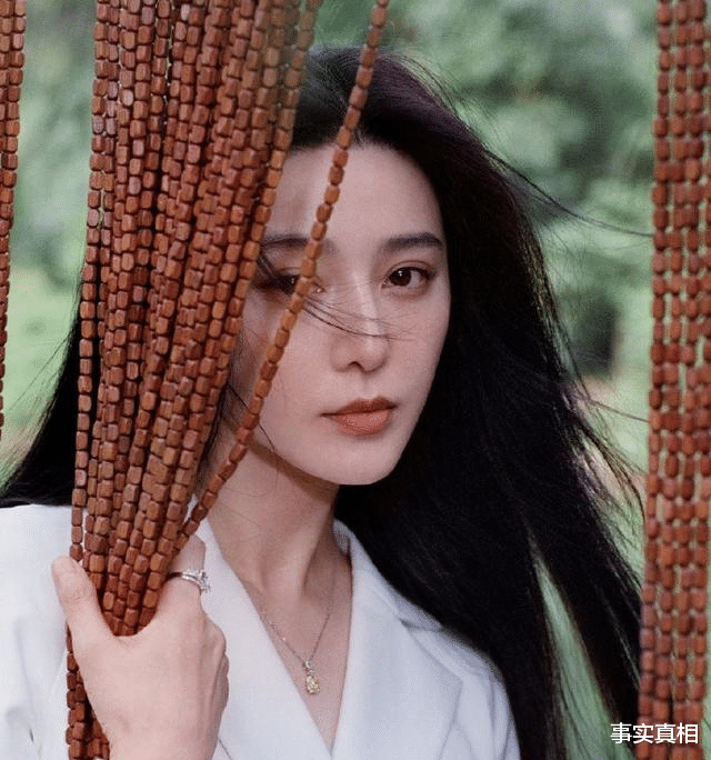 范冰冰|第N次复出失败后，范冰冰怎么连眼神和气质都变“苦”了？