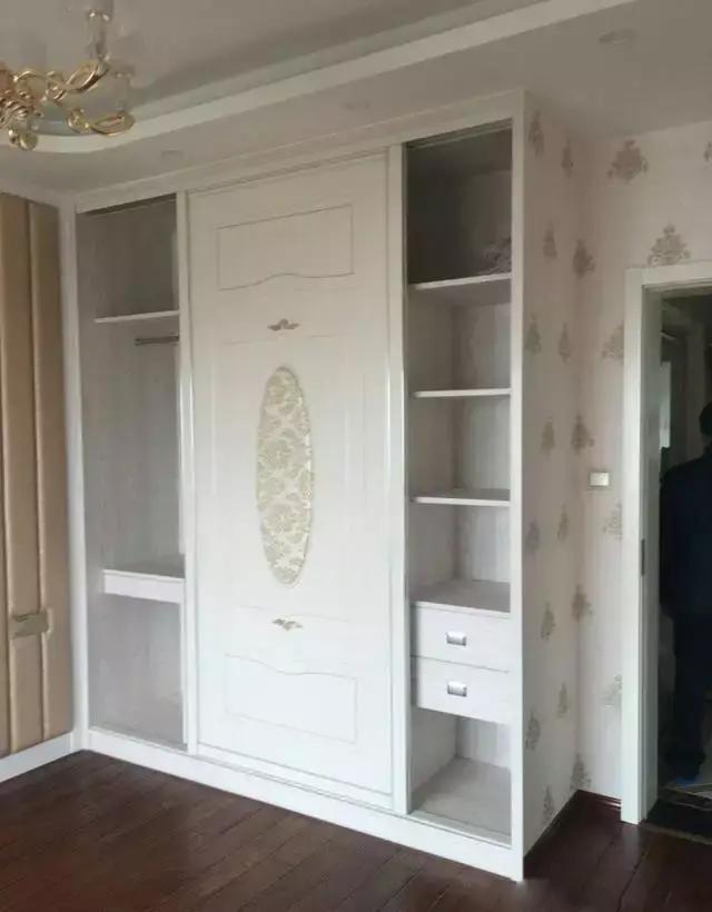 |新房家具都还没上，邻居就纷纷上门参观，直夸漂亮！