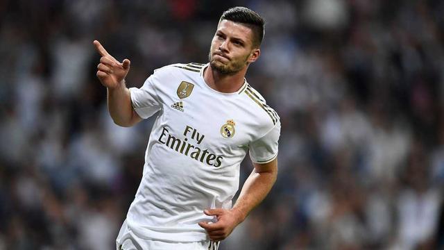 阿森纳@转会消息:登贝莱转会曼联;约维奇转会阿森纳