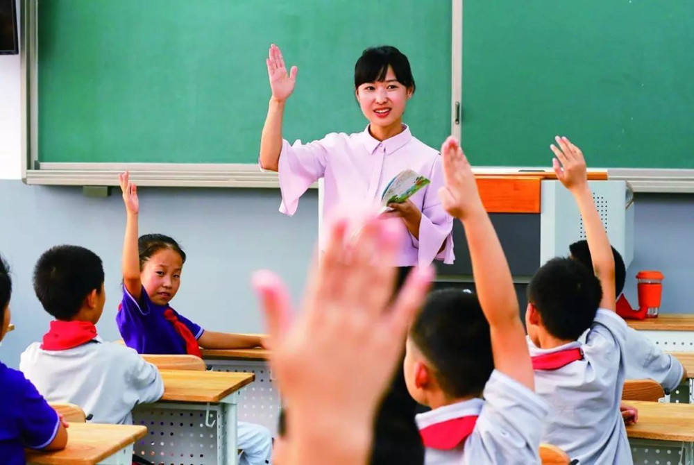 「培训机构」北大教授:目前教育最大的问题是国民教育里最好的资源退出了教育